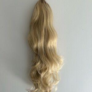 24” Blonde pony tail extension- NEW never worn!